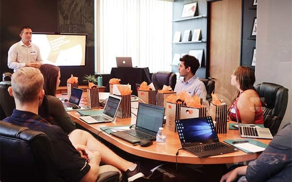 How to Select an IT company for Project Training?